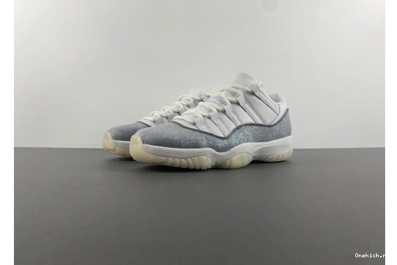  HQ7000-001 Jordan Affordable HQ7000-001 Low “Snake” 589  Air 11  2025 0520